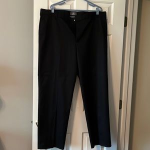 Dockers Men’s Classic Fit Iron Free Khaki